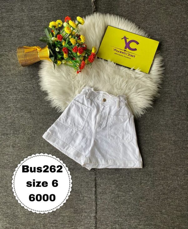 High waist boyfriend short Size 6