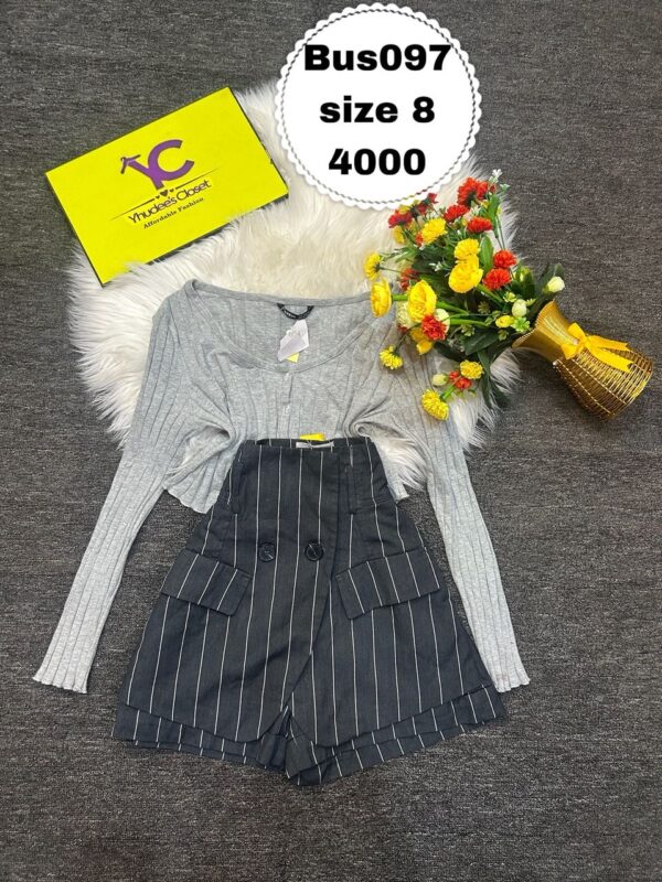 Striped wrap bumshort Size 6/8