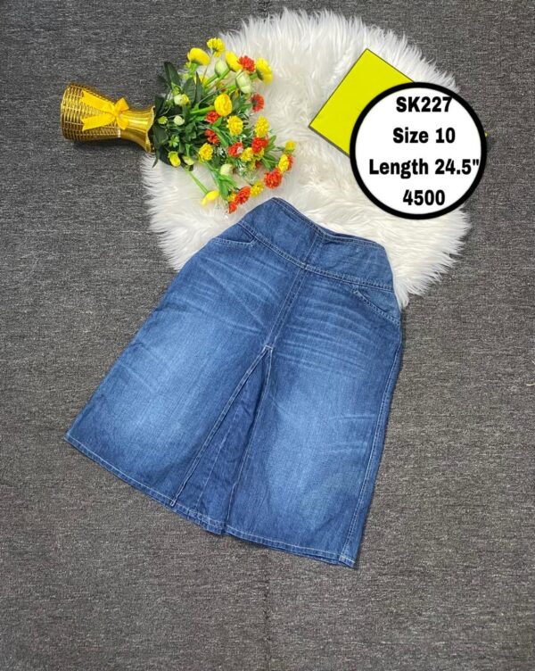 Blue Jean Skirt Size 10 L 24.5”