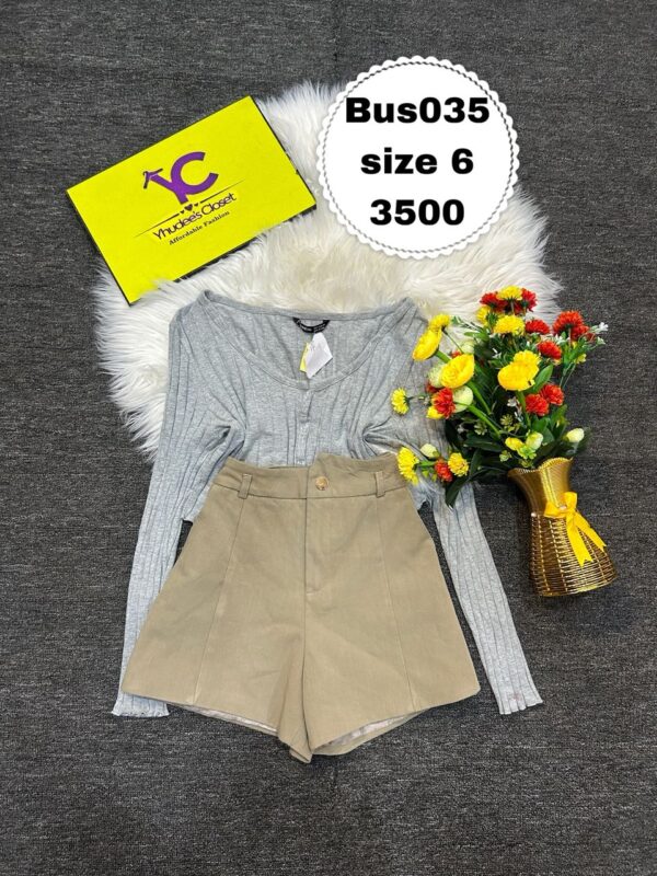 High waist boyfriend short Size 6