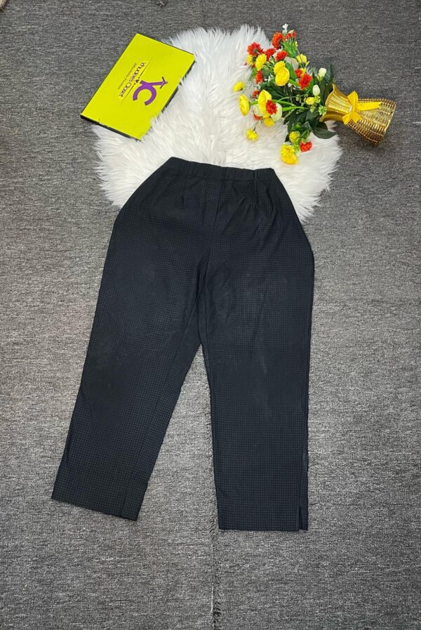 Stretchy ash/black gradient pant Size 16/18, L 37