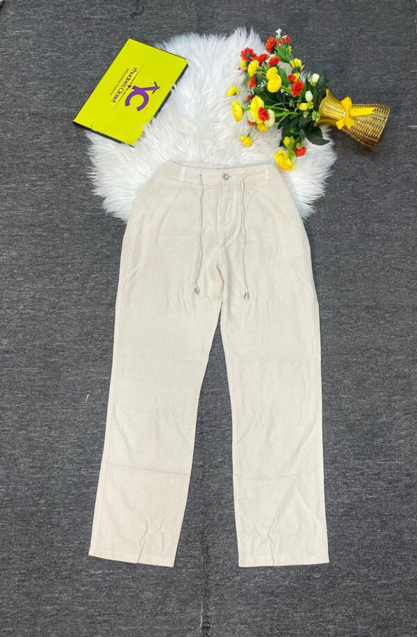 Nude Colour Pants Size 10/12, L 40