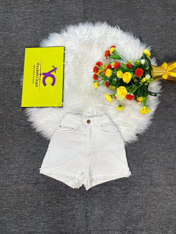 High Waist White Bum Short Size 6