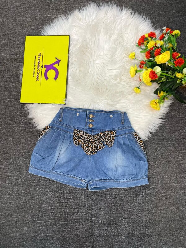 Leopard Skin detailed bumshort Size 8/10