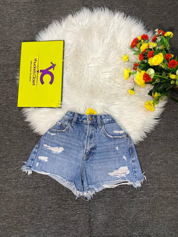 High Waist Ripped Bum Short Size 4