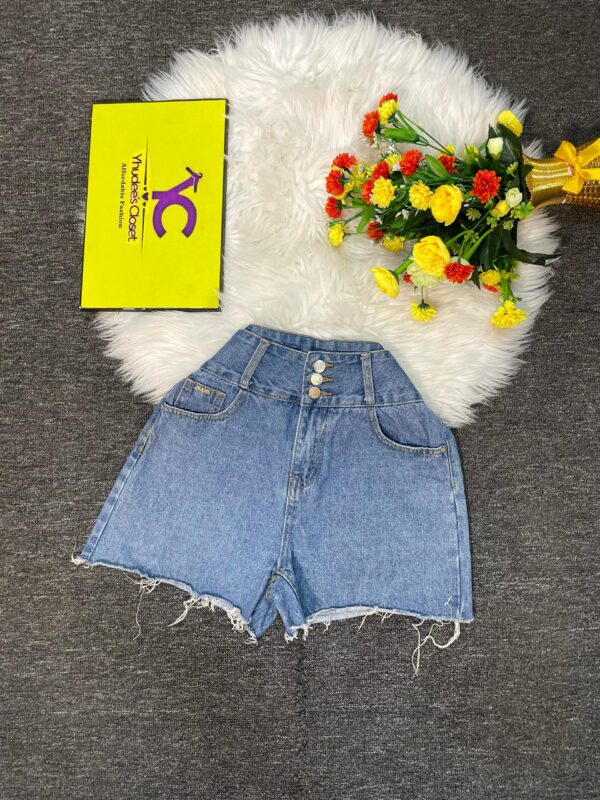 High Waist Bum short Size 6