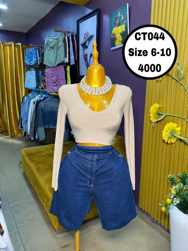 Cream Long Sleeve Crop Size 6-10