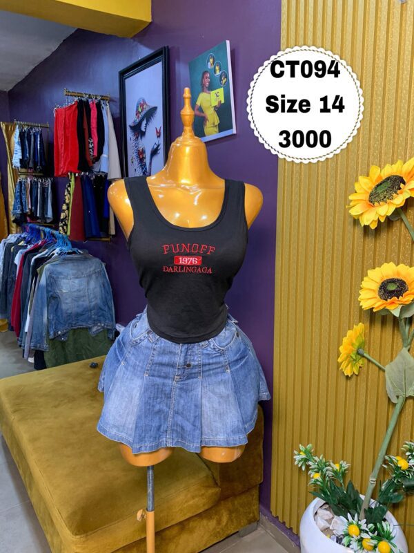 Black Sleveless Crop Top Size 14