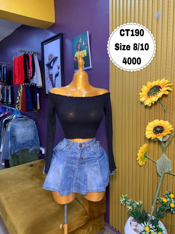Black Off Shoulder Crop Size 8/10