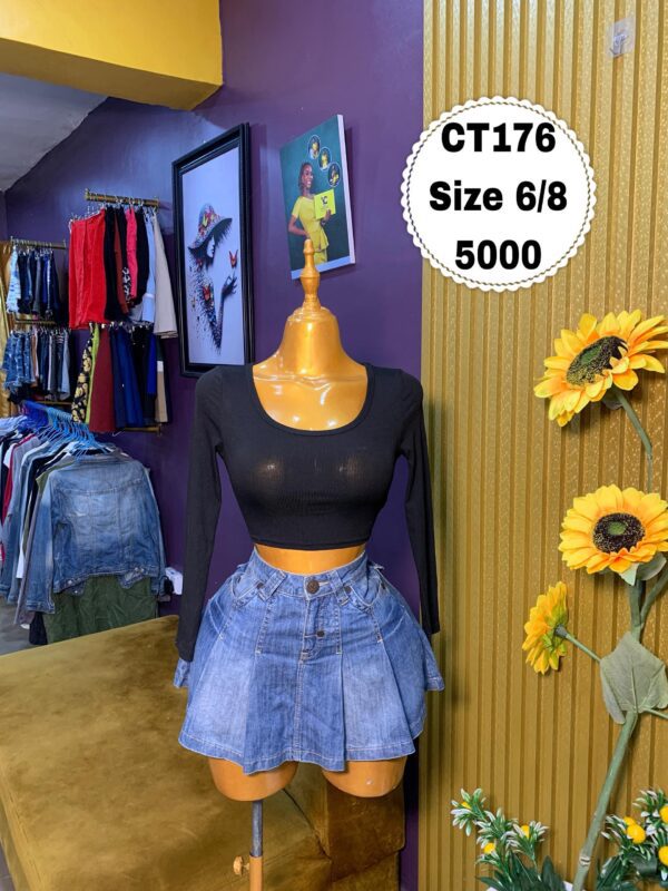 Black Long Sleeve Crop Top Size 6/8