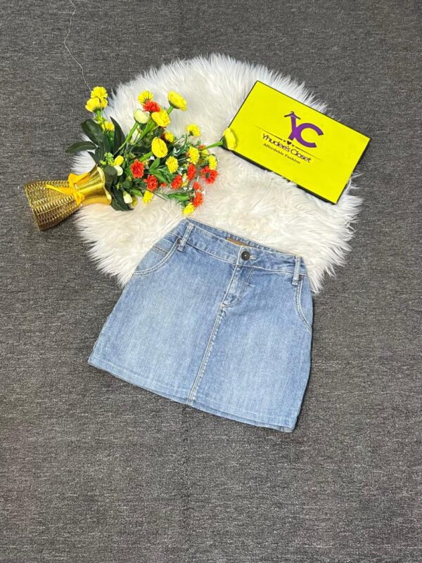 Blue Jean skirt Size 8 L 15”