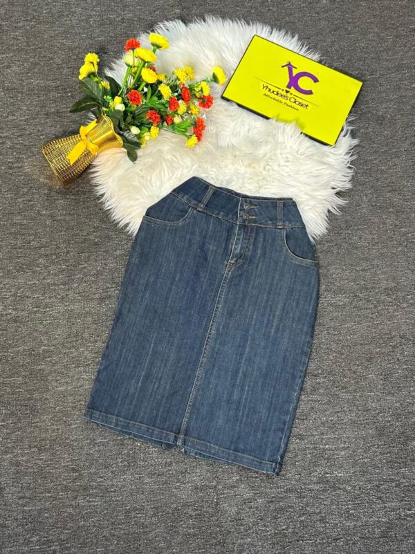 Navy blue Jean skirt Size 10 L 24”