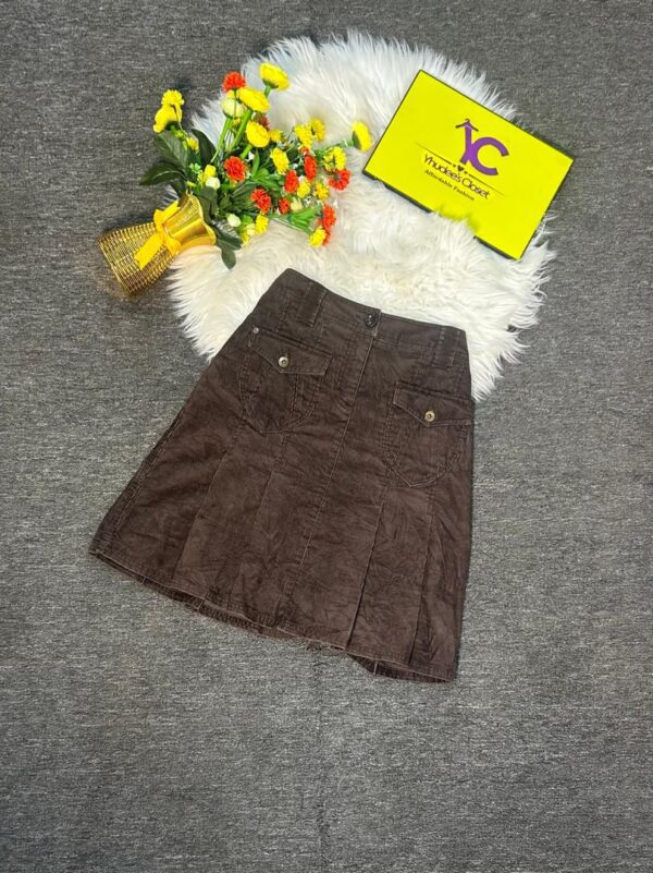 Brown corduroy skirt Size 12/s14 L 23”