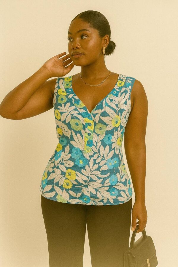 Blue floral sleeveless top Size 14