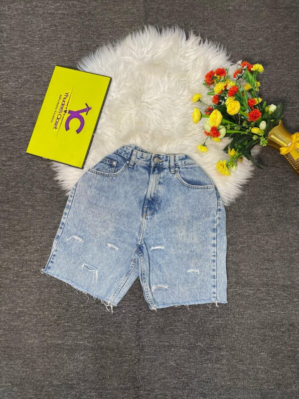 Mom Fit Jean Short Size 8