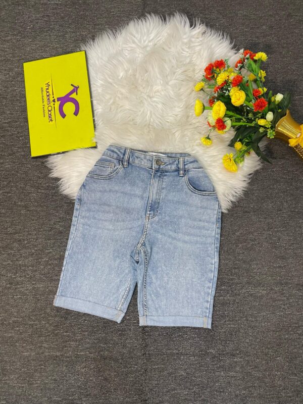 Stretchy Jean Short Size 12/14