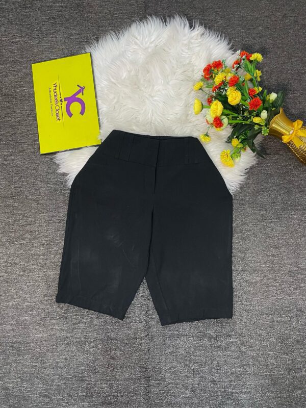 Black Material Short Size 10/12