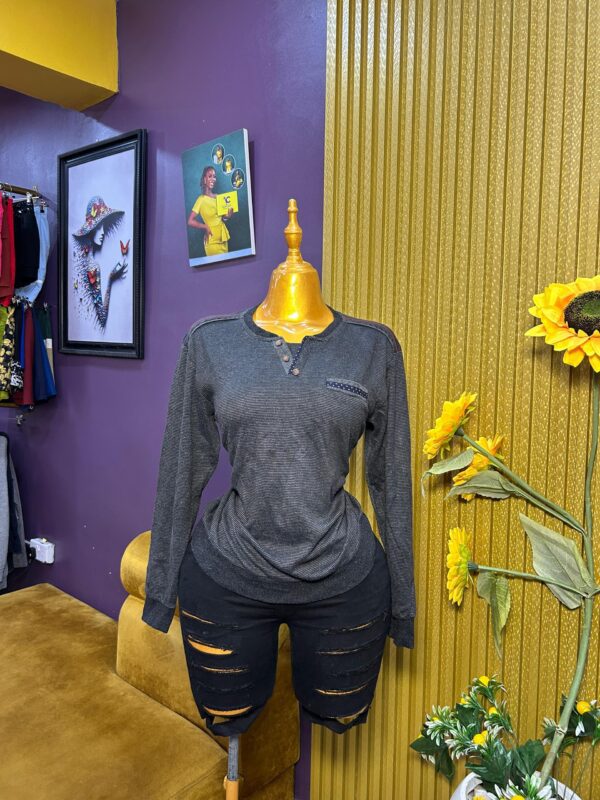 Black & Ash stripped Pullover- L