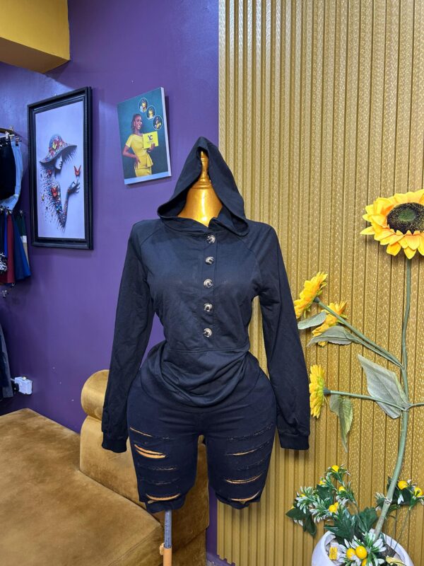 Black hoodie with button - M