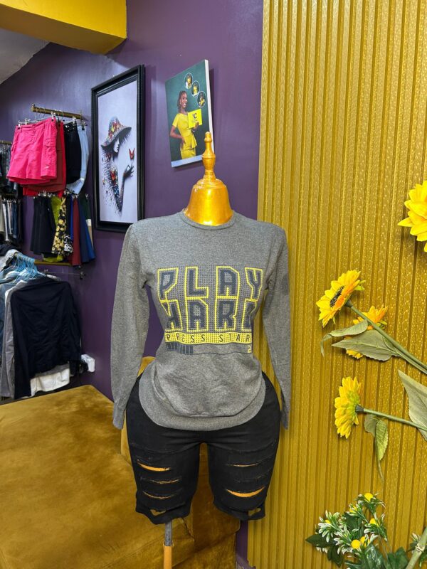 Ash Pullover with write up - M