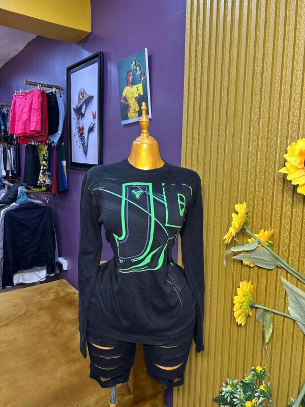 Black with green design - L