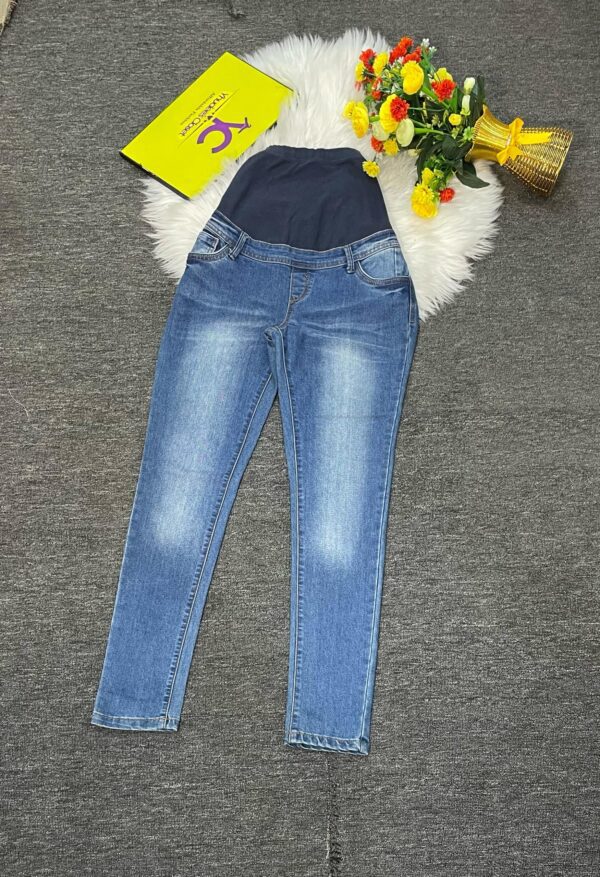 Blue Maternity Jean Size 10, L 44