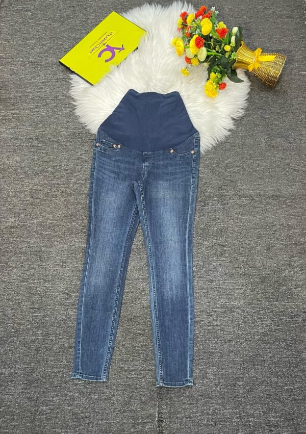 Dark blue Maternity skinny jean size 6/8, L 42