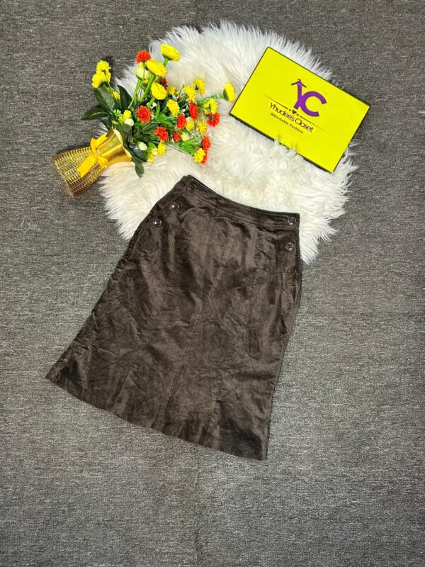 Coffe Brown skirt with botton Size 12 L 25