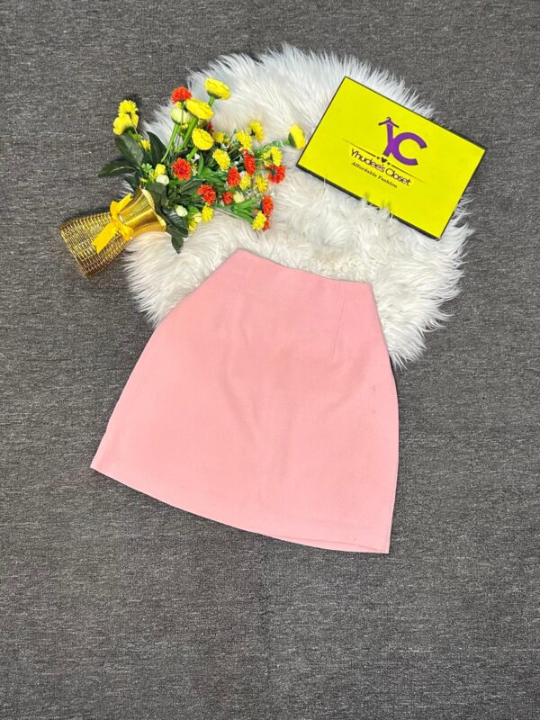 Plane Peach Linear Skirt Size 10, L 19