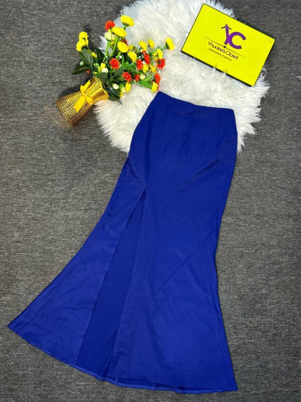 Royal Blue Long Skirt With Front Slit Size 8, L 41