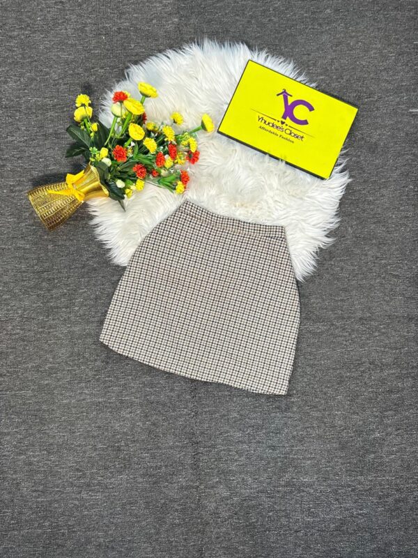 Brown + Black checkered skirt Size 8,L 16