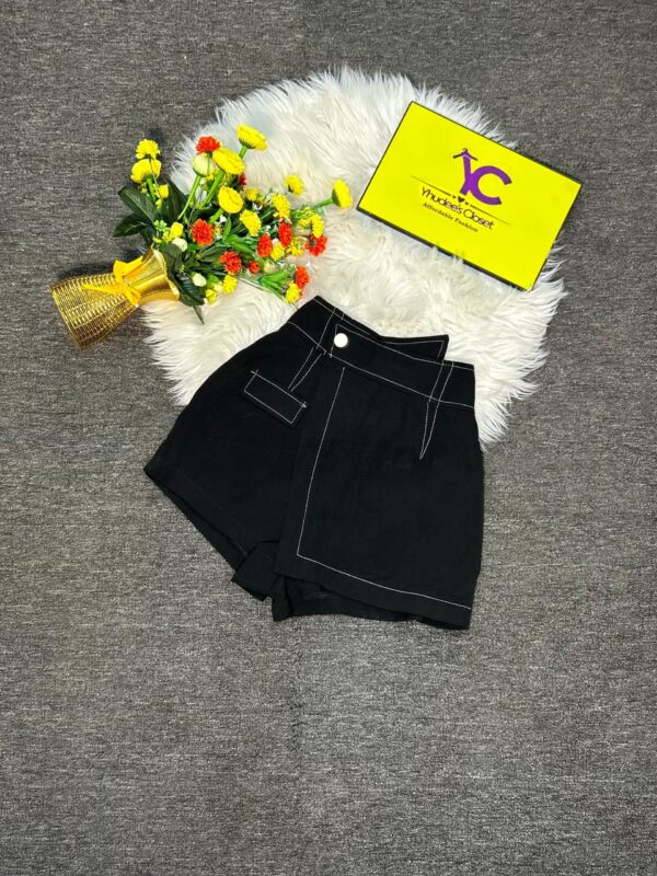 Black faux wrapped skirt with shorts size 8, L 15