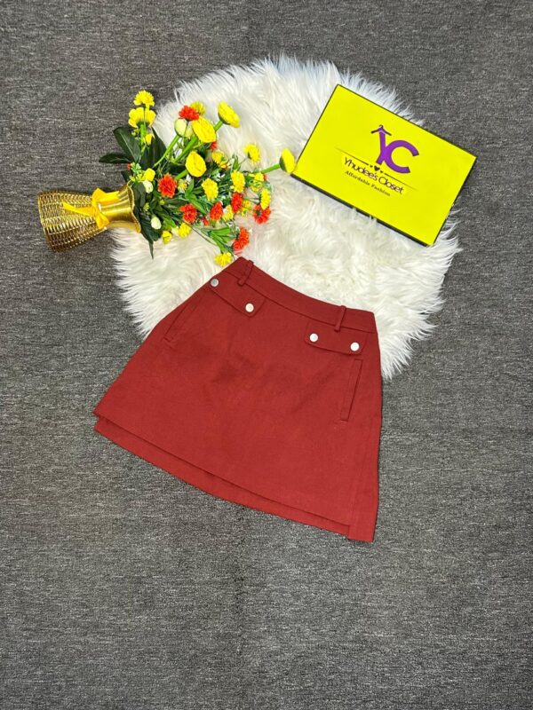 Maroon slants with iron button pockets Size 10, L 16