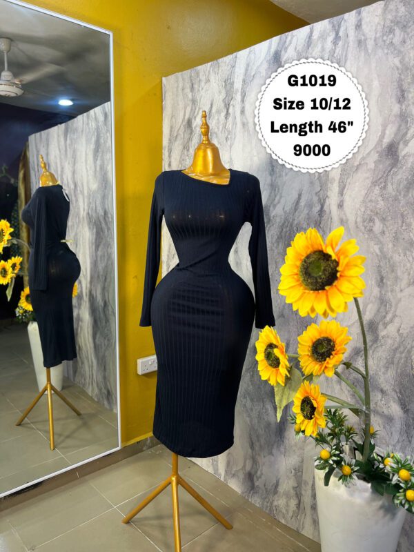 G1019 Ribbed Navy Blue Midi Dress (Size 10/12 Length 46”)