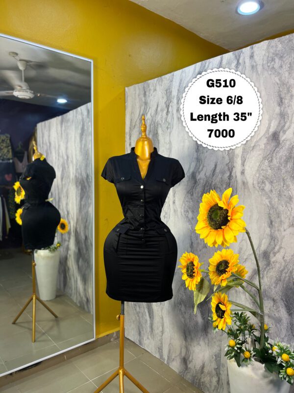 G510 Black button Bodycon denim dress (Size 6/8 Length 35”)