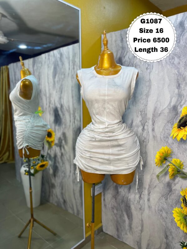 G1087 - Chic white mini dress (16)