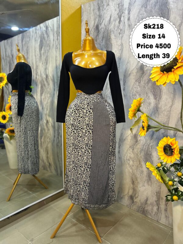 SK218 - Beautiful modest long skirt (14)