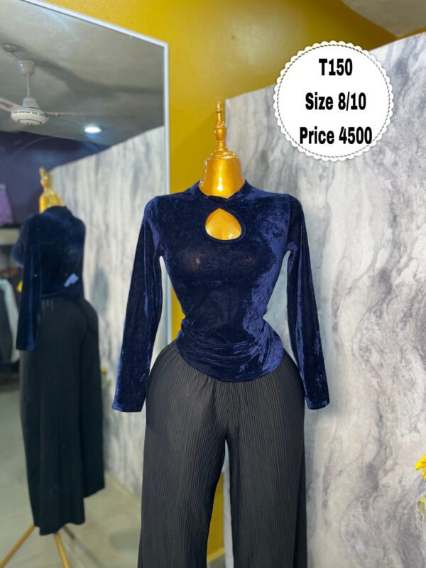 T150 - Key hole bodycon top | Size 8/10