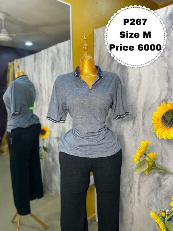P267 - Grey grainy collar polo (M)