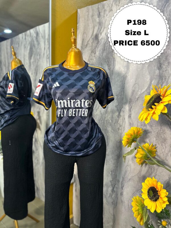 P198 - Real Madrid jersey (L)