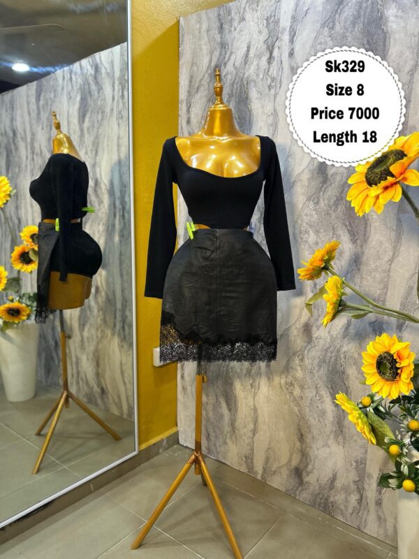 SK329 - Short black leather skirt (8)