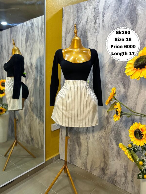 SK280 - Beautiful white stripped skirt (16)