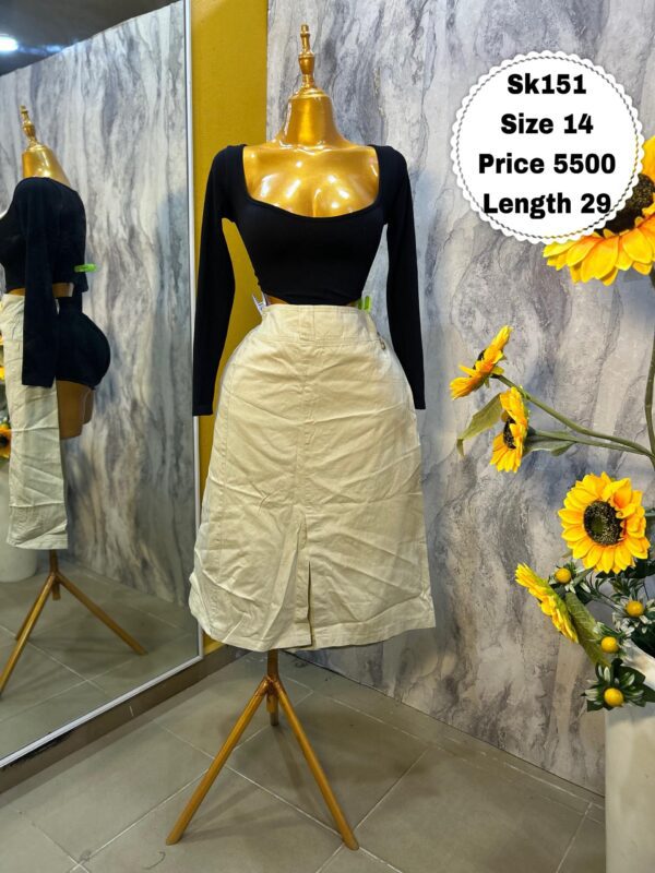 SK151 - Beautiful soft neutral tone skirt (14)