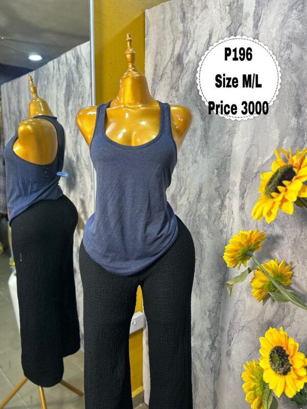 P196 - Navy blue singlet (M/L)